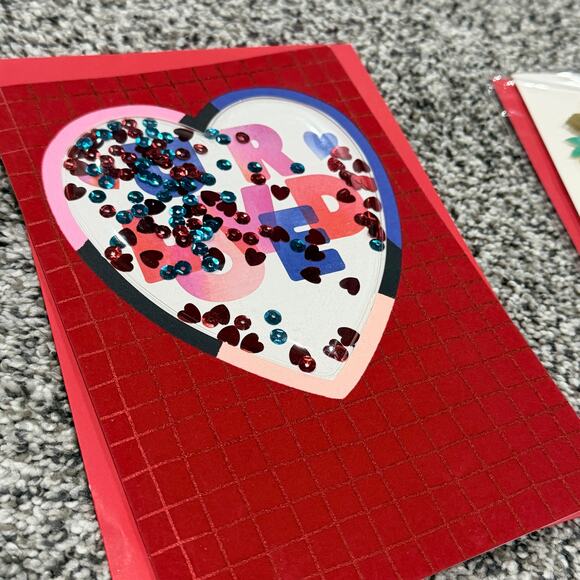 Hallmark Valentine's Day Bundle! Signature Heirloom Rhinestone Velvet Love Cards - Picture 3 of 12